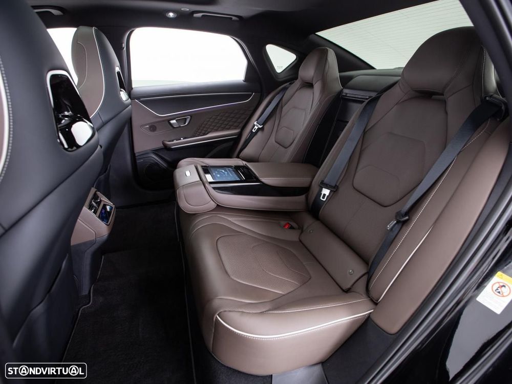 BYD Han Executive - 12