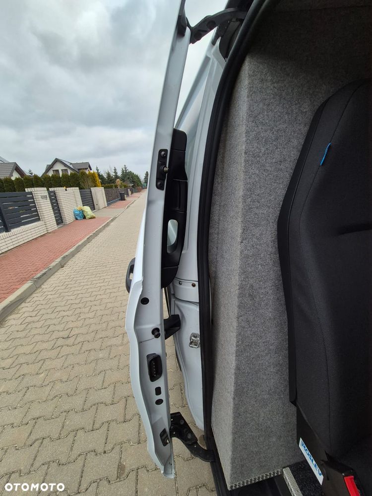 Mercedes-Benz Vito 2,2CDI ExtraLong 6osób Brygadówka Super stan - 23