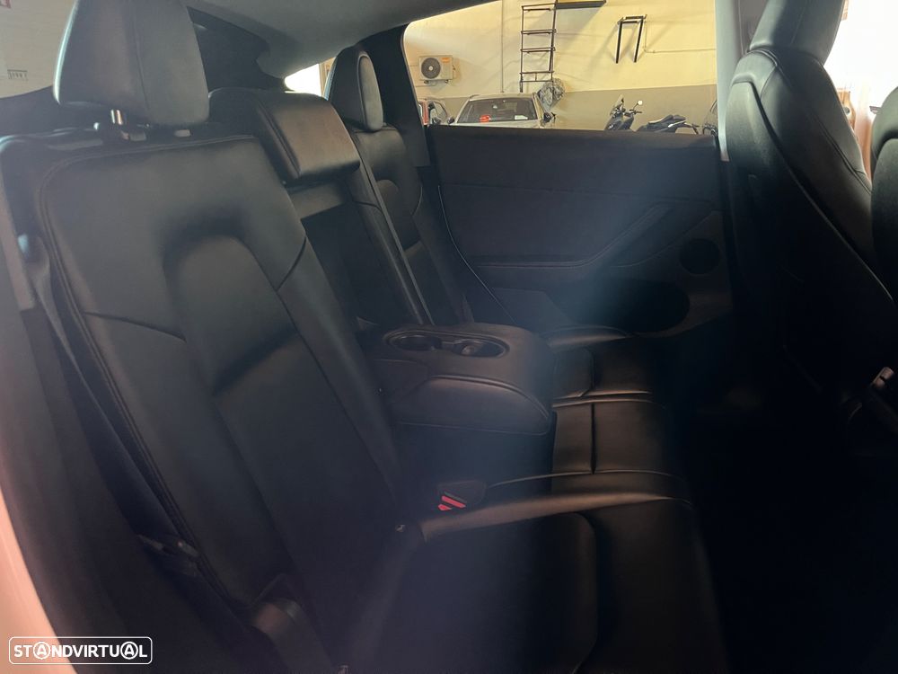 Tesla Model Y Long Range Dual Motor AWD - 20