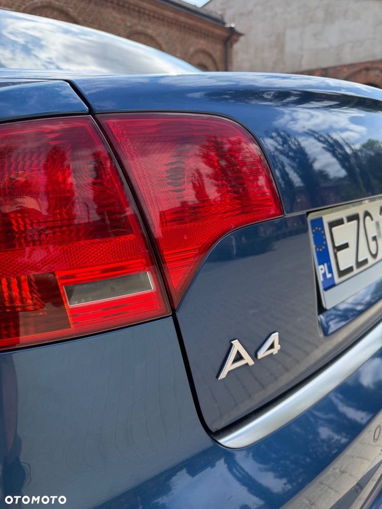 Audi A4 Avant - 8