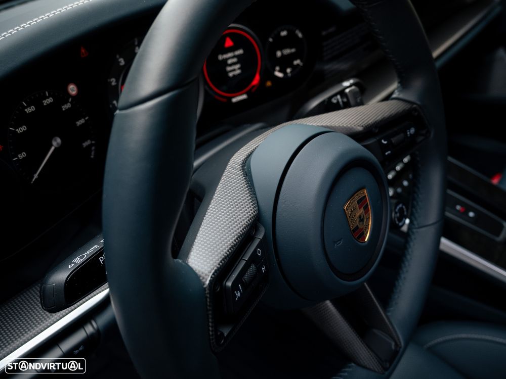 Porsche 911 (992) Turbo S PDK - 37