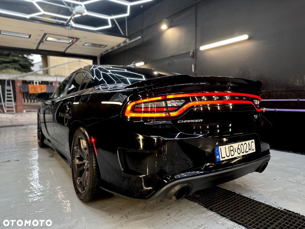Dodge Charger 5.7 R/T - 6