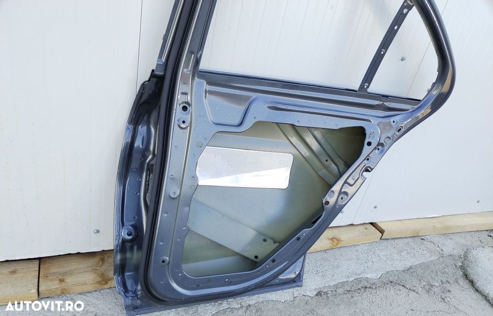 Usa spate dreapta Mercedes C-Class  W205 berlina, 2014, 2015, 2016, 2017, 2018, 2019, 2020, 2021,  cod origine OE - 3