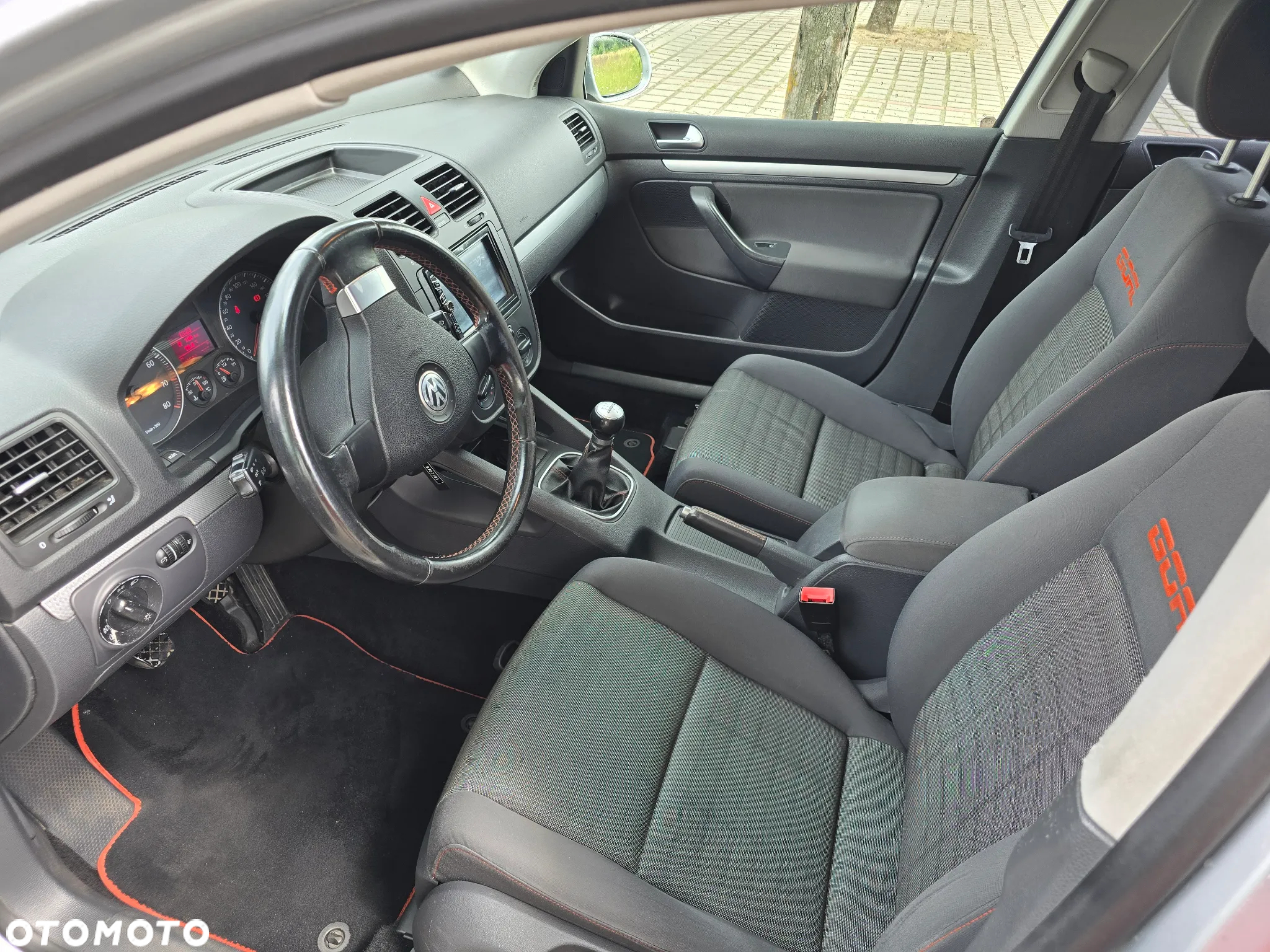 Volkswagen Golf 1.6 FSI Goal - 11