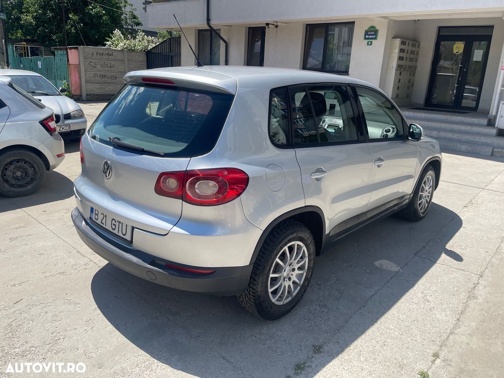 Volkswagen Tiguan 2.0 TDI DPF 4Motion Track&Field - 3