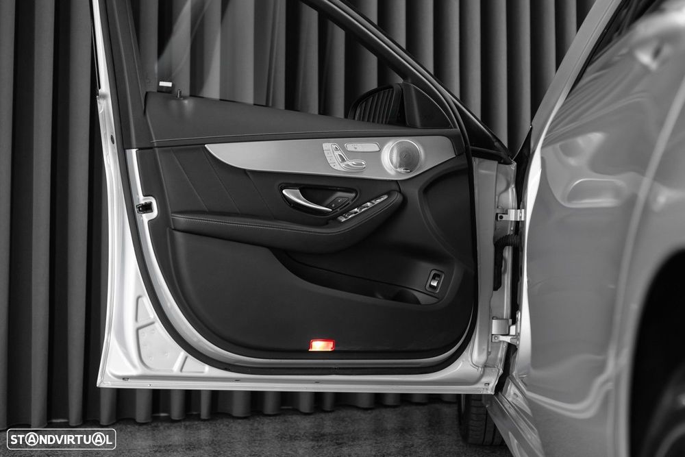 Mercedes-Benz C 300 de AMG Line - 43