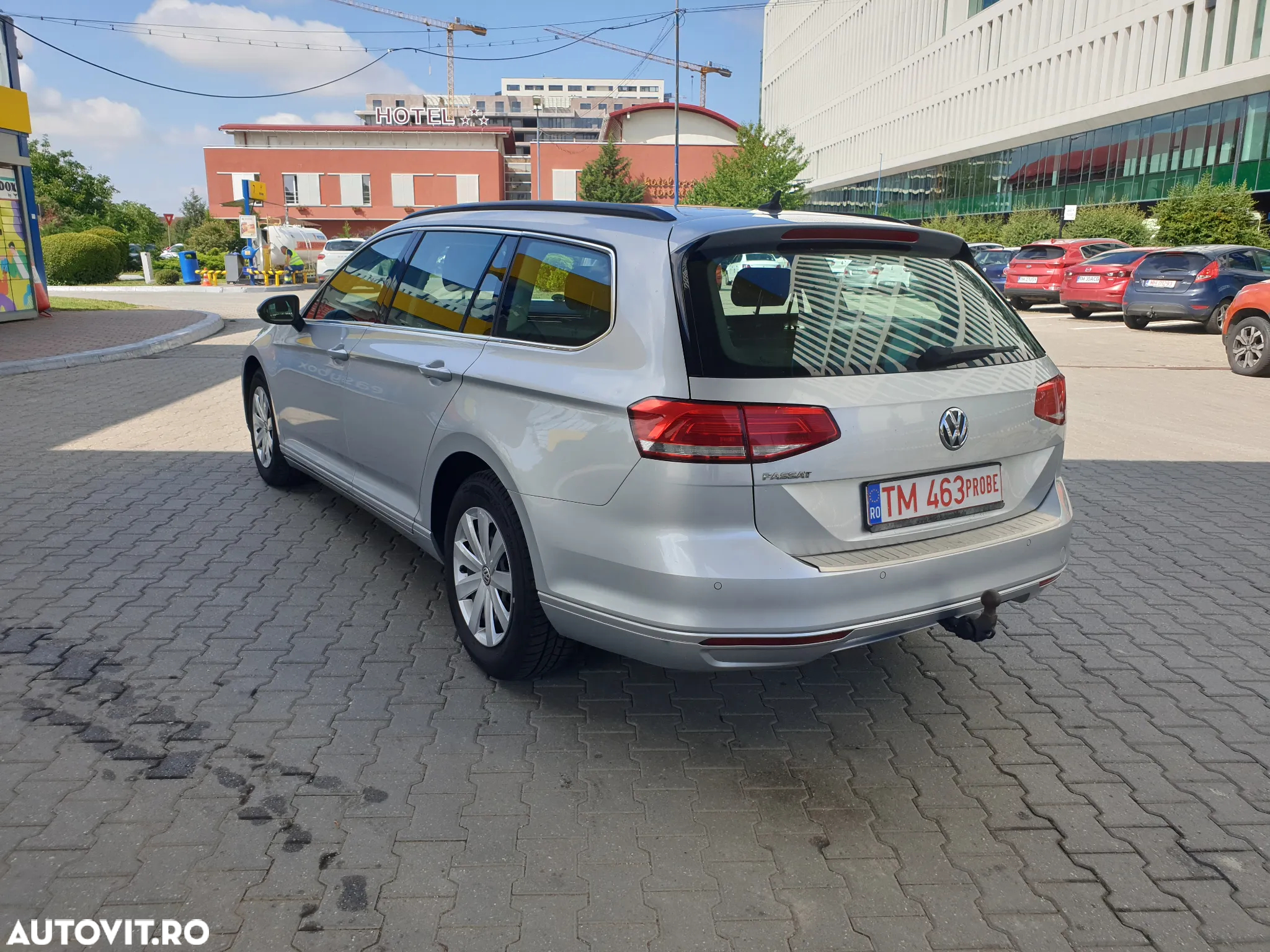 Volkswagen Passat - 2