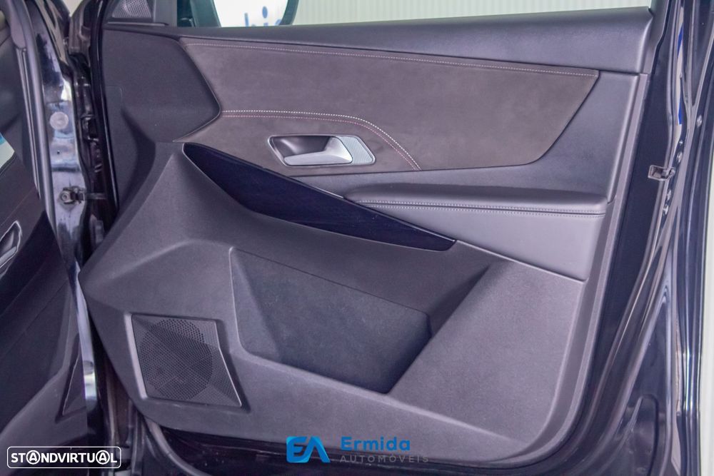 DS DS7 Crossback - 35