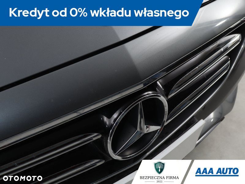 Mercedes-Benz Klasa E - 24