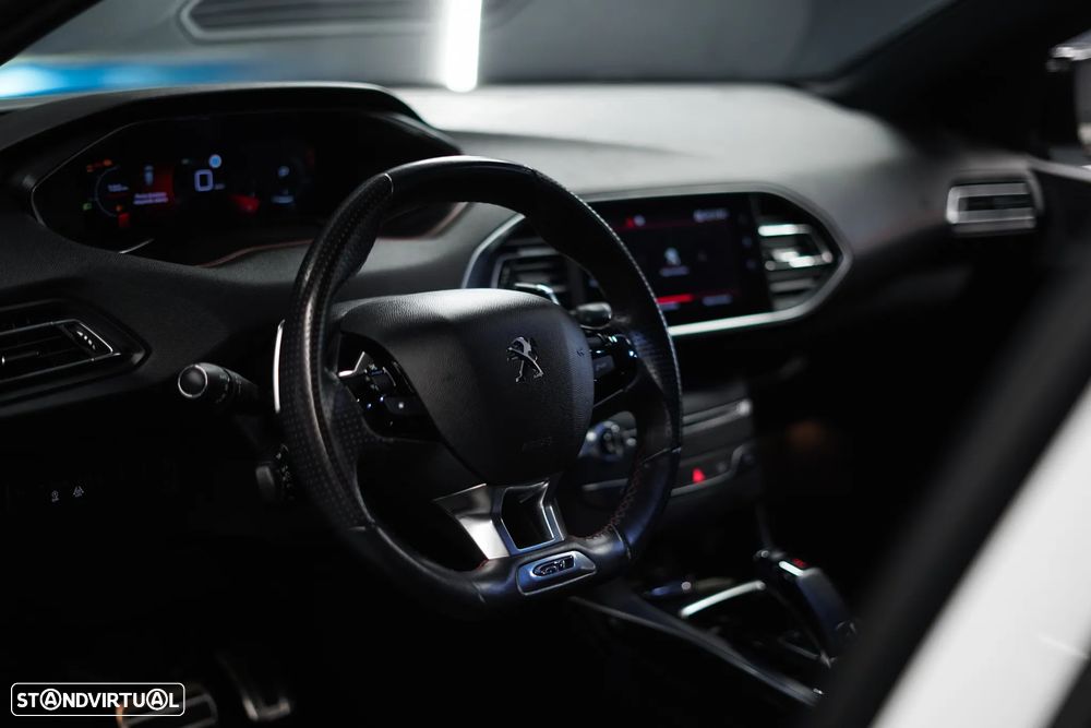 Peugeot 308 SW 1.5 BlueHDi GT Line EAT8 - 17