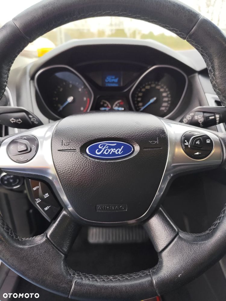 Ford Focus - 8