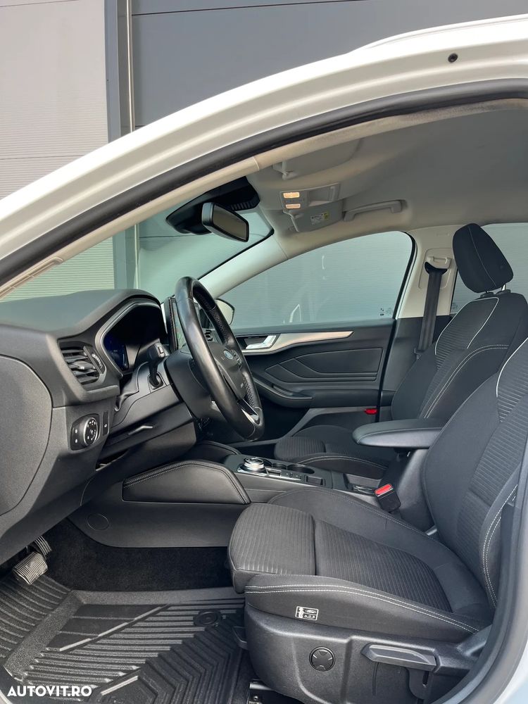 Ford Focus 1.5 EcoBlue Start-Stopp-System Aut. TITANIUM X - 19