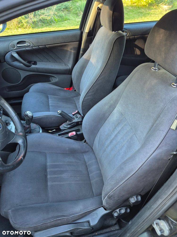 Alfa Romeo 147 - 14