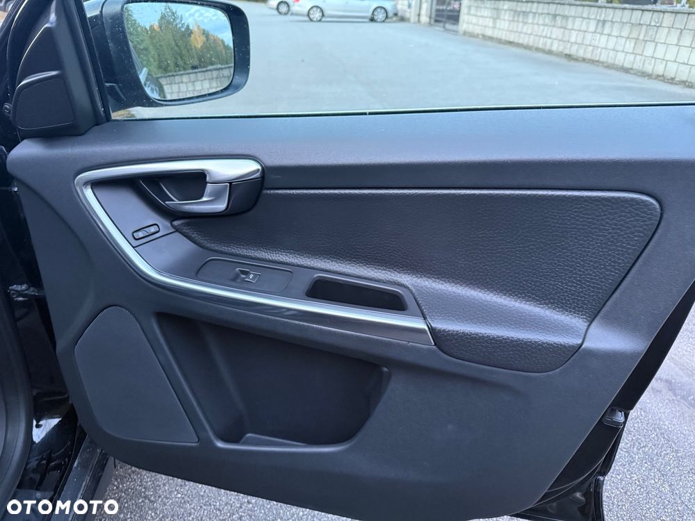 Volvo XC 60 DRIVe Summum - 24