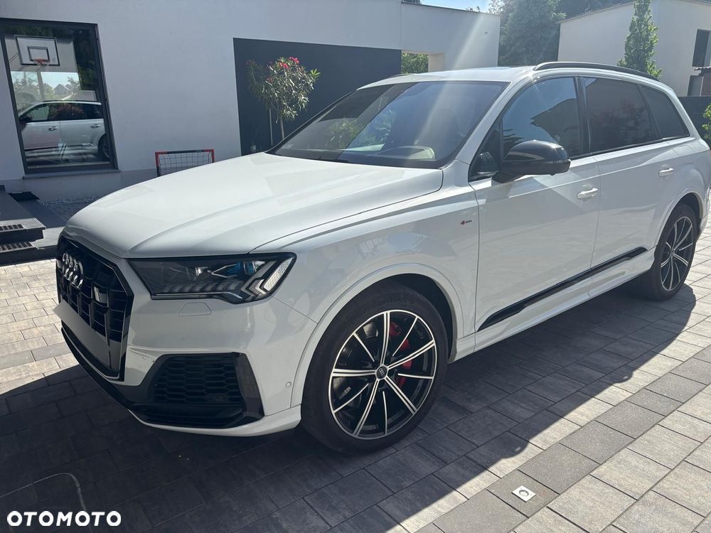 Audi Q7 55 TFSI mHEV Quattro S Line Tiptr - 1