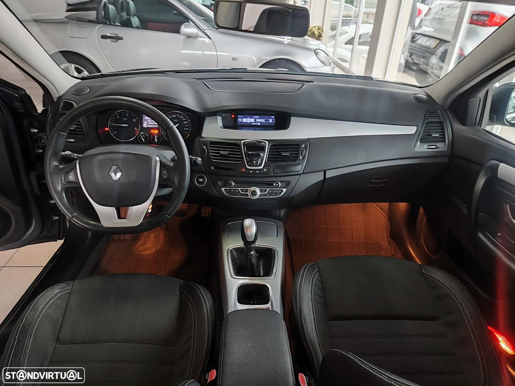 Renault Laguna Break 1.5 dCi Dynamique S - 21