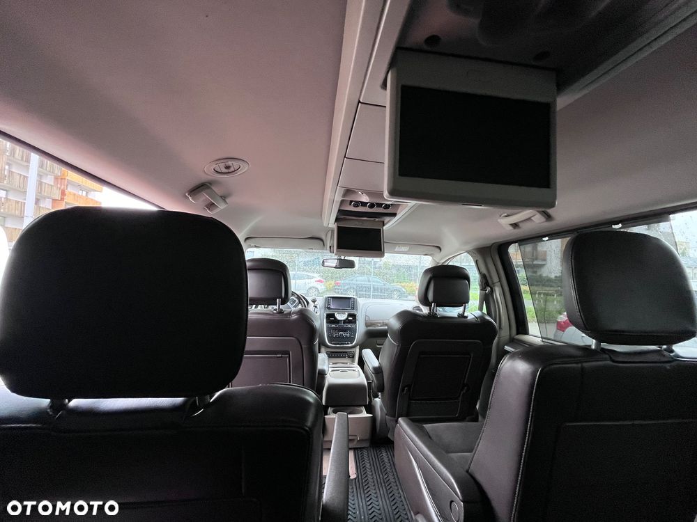 Lancia Voyager 3.6 Platinum - 12