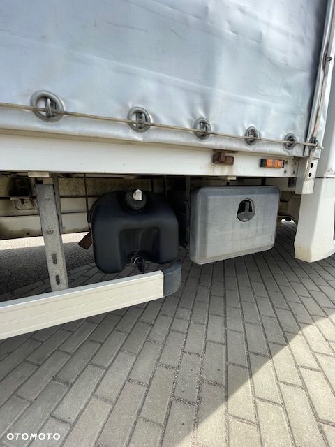 Volkswagen CRAFTER - 11