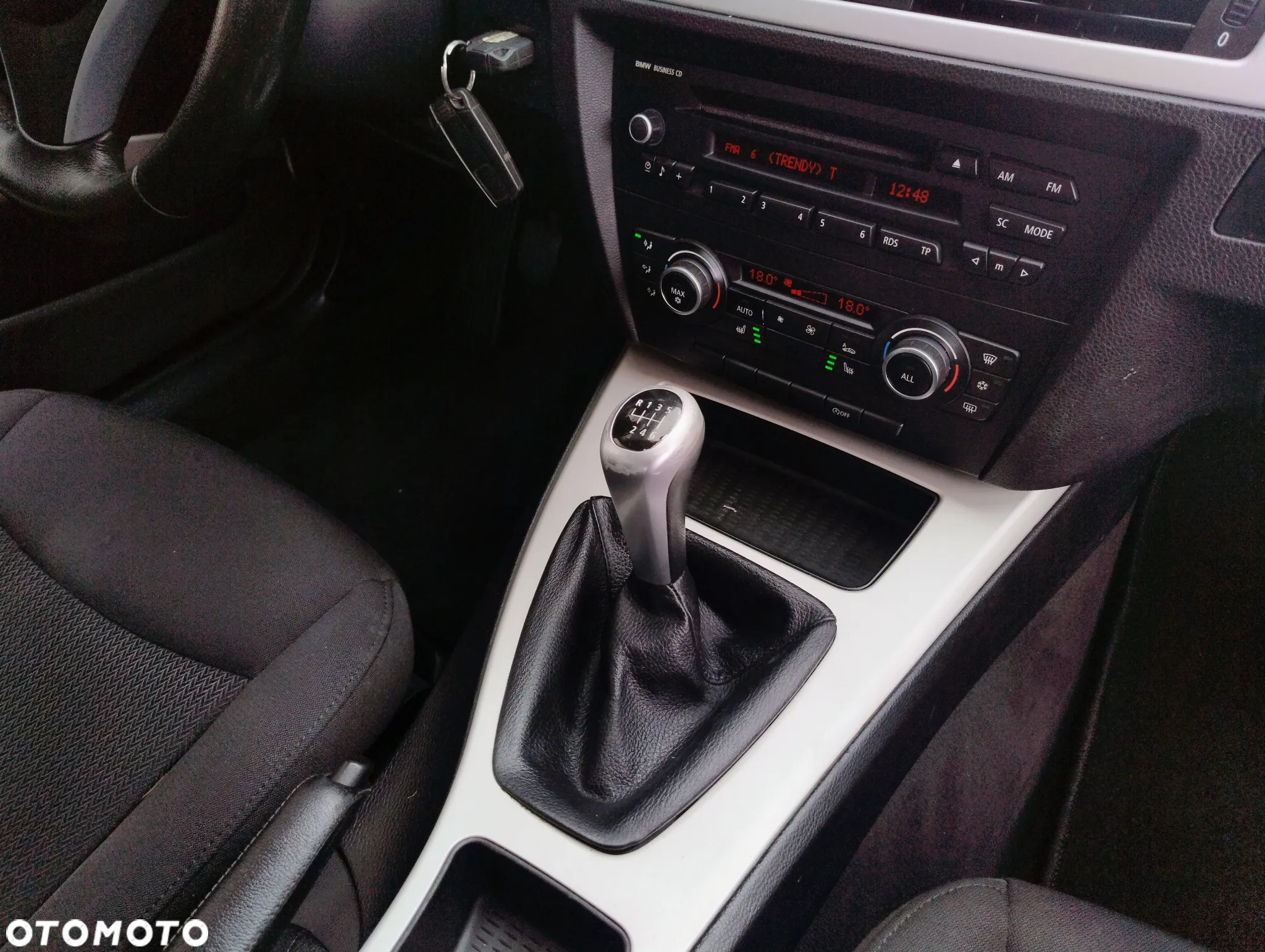 BMW Seria 3 318i - 17