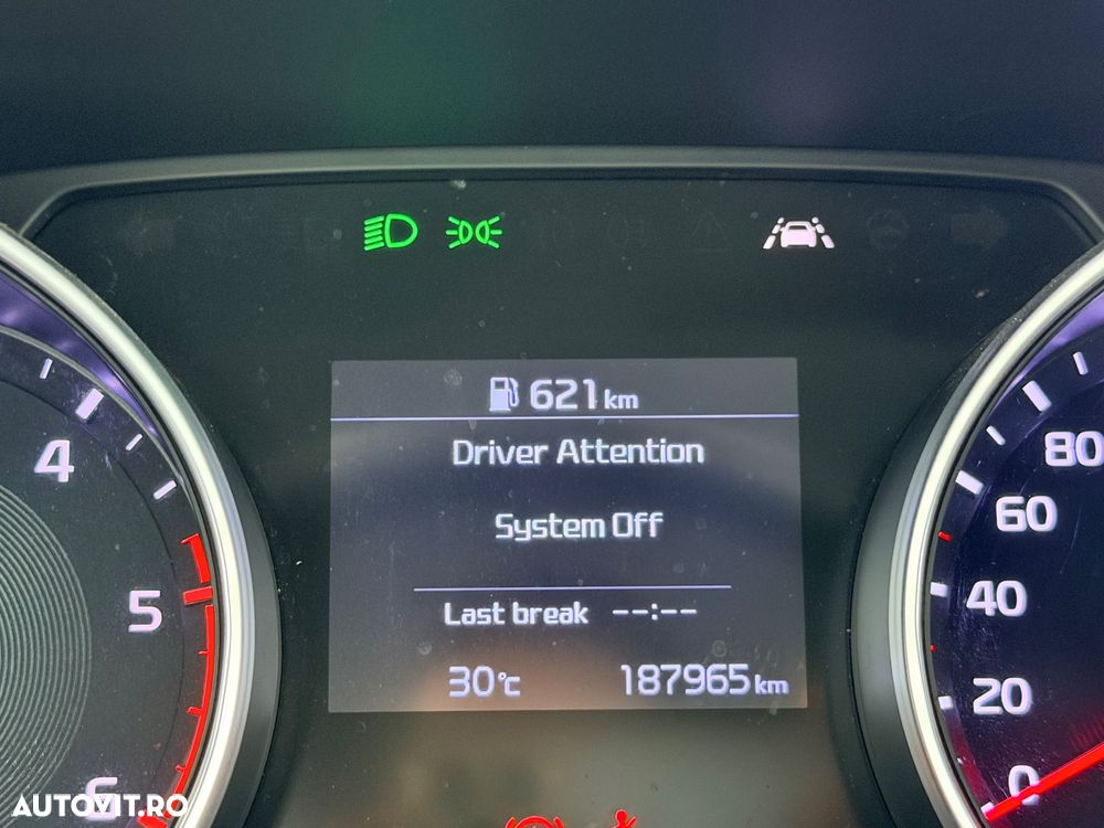Kia Ceed 1.6 DSL MHEV Star - 18
