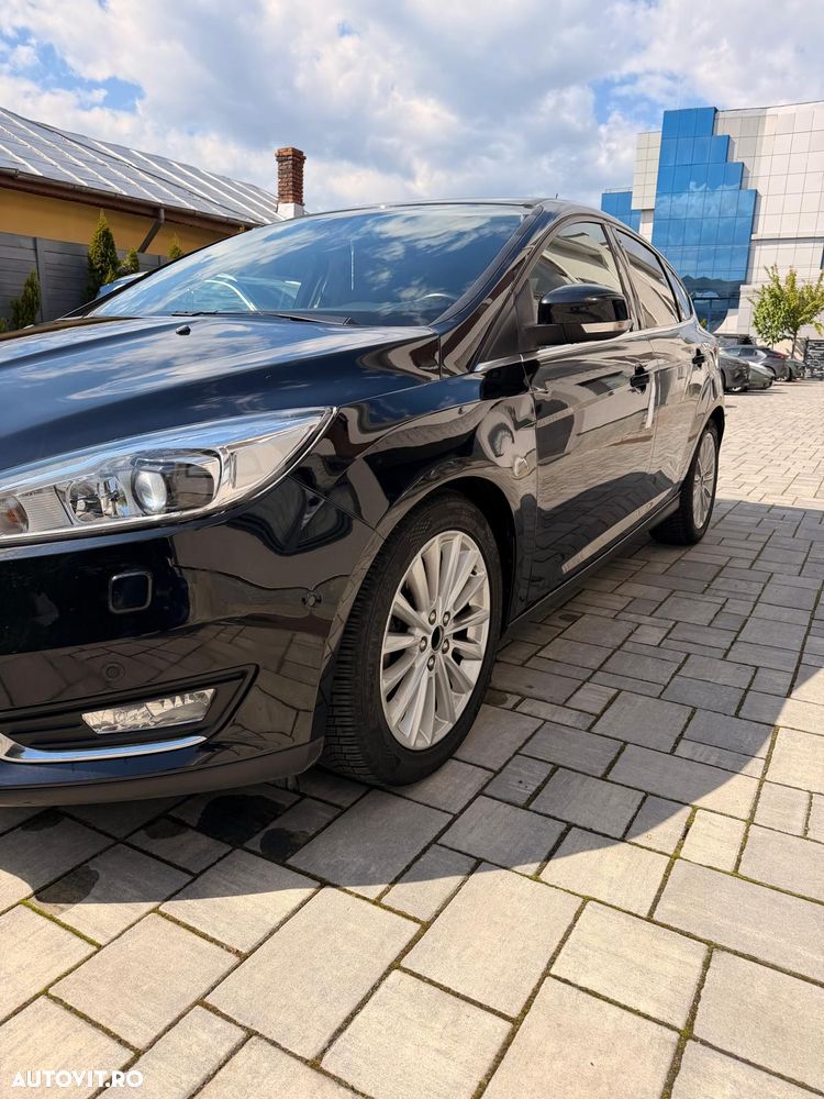 Ford Focus 1.6 TDCI DPF Titanium - 3