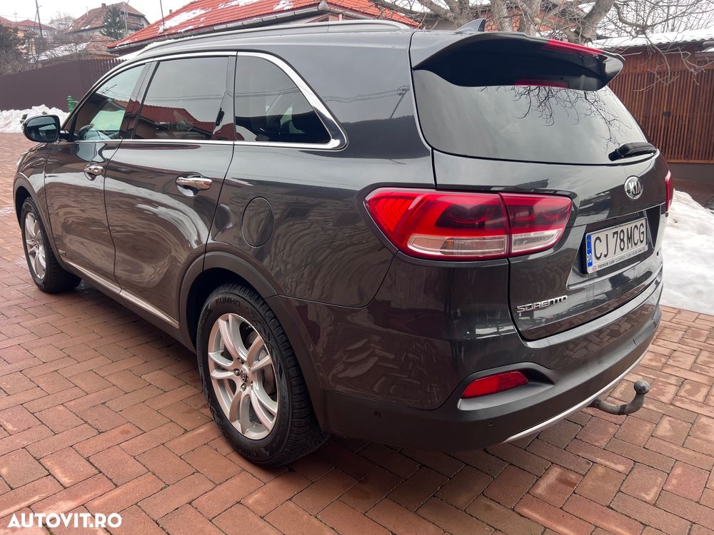 Kia Sorento 2.2 DSL 6AT 4x4 Cosmo - 3