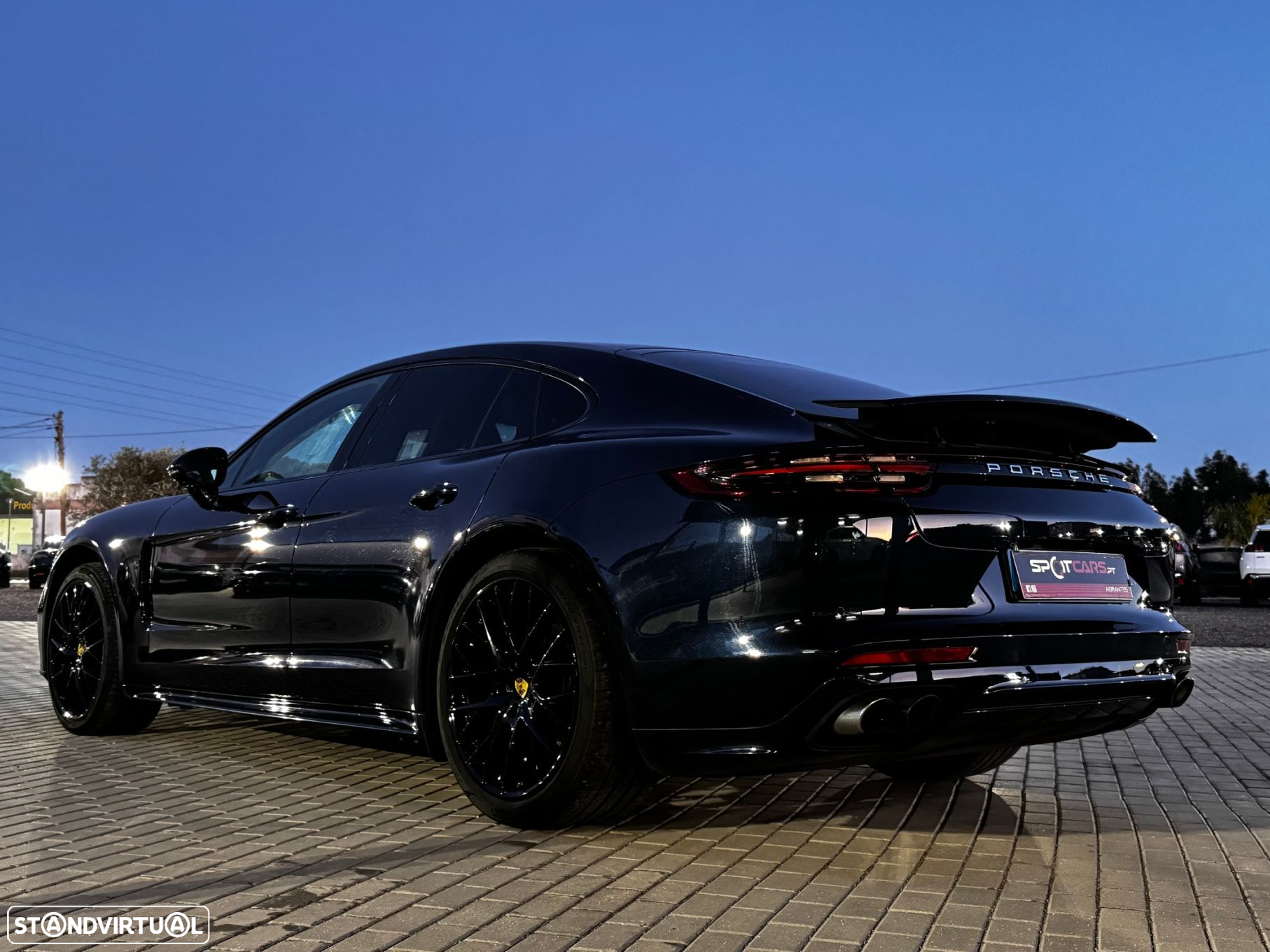 Porsche Panamera 4 Executive - 18