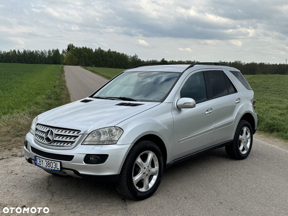 Mercedes-Benz ML - 10