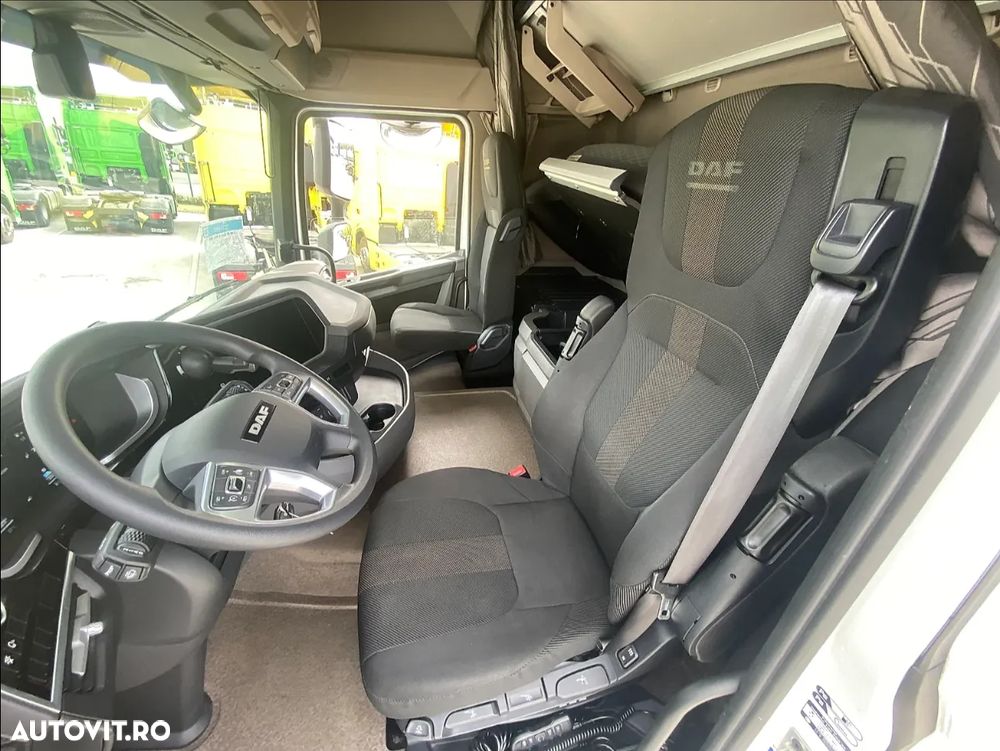 DAF XF - 10