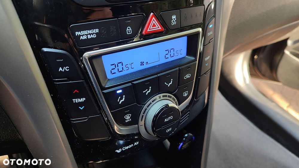 Hyundai i30 1.6 CRDi Premium - 6