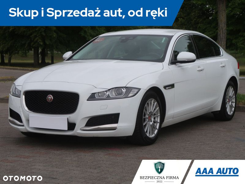 Jaguar XF - 2