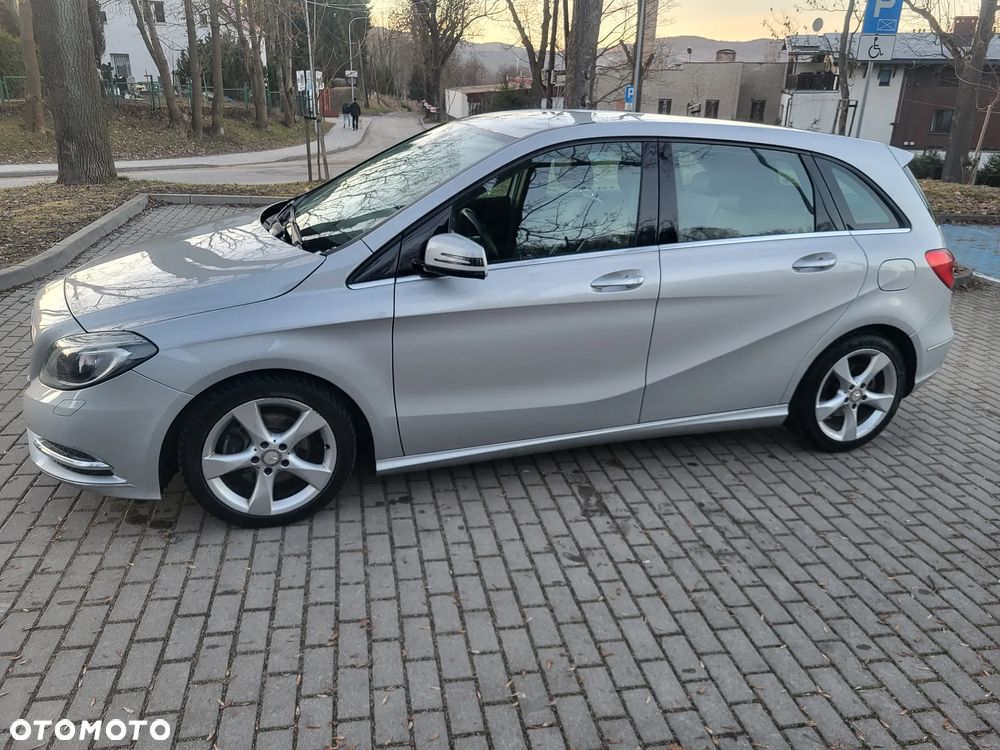 Mercedes-Benz Klasa B 180 CDI (BlueEFFICIENCY) - 4