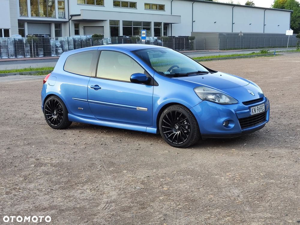 Renault Clio 1.5 dCi 105 FAP Gordini - 13