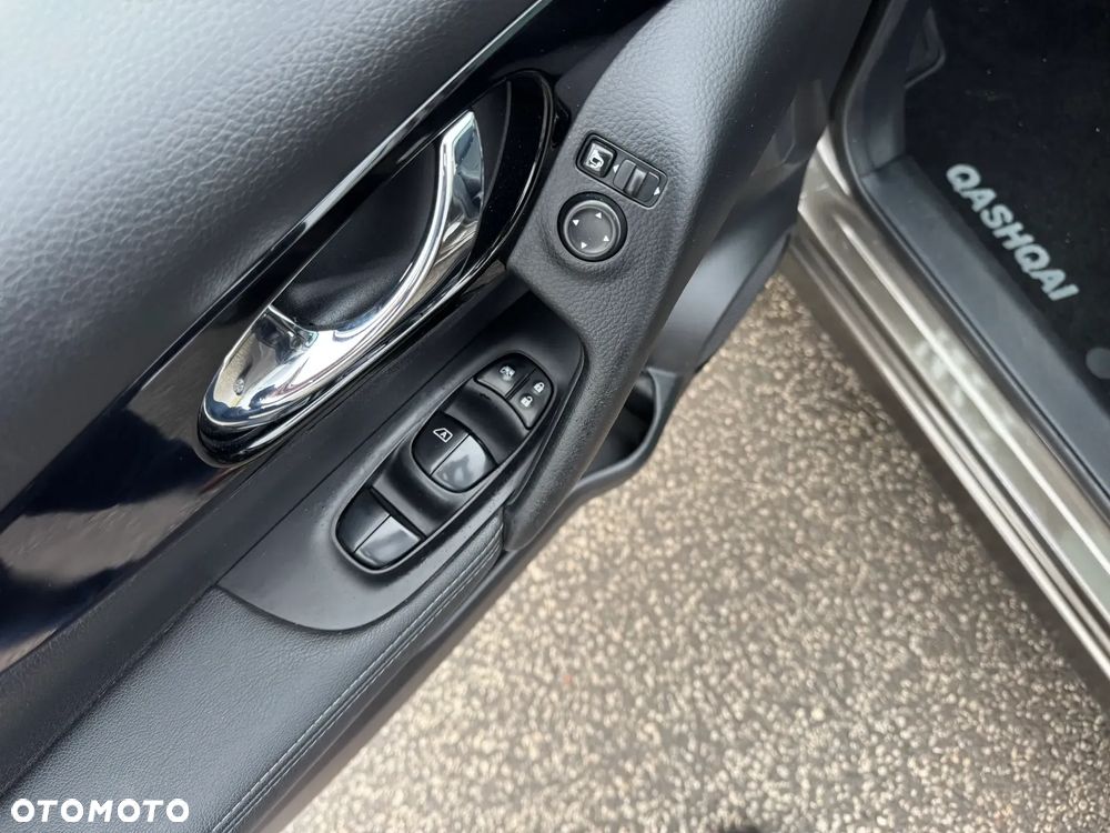 Nissan Qashqai 1.2 DIG-T 360 - 27