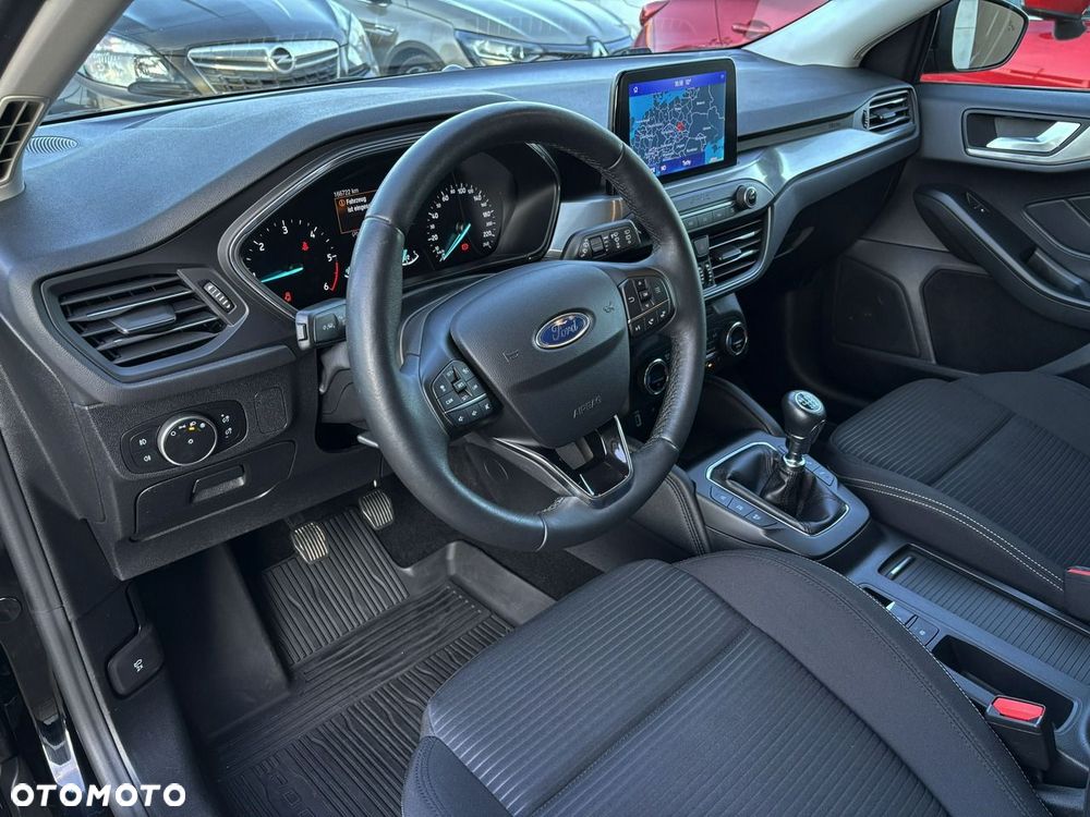 Ford Focus - 13