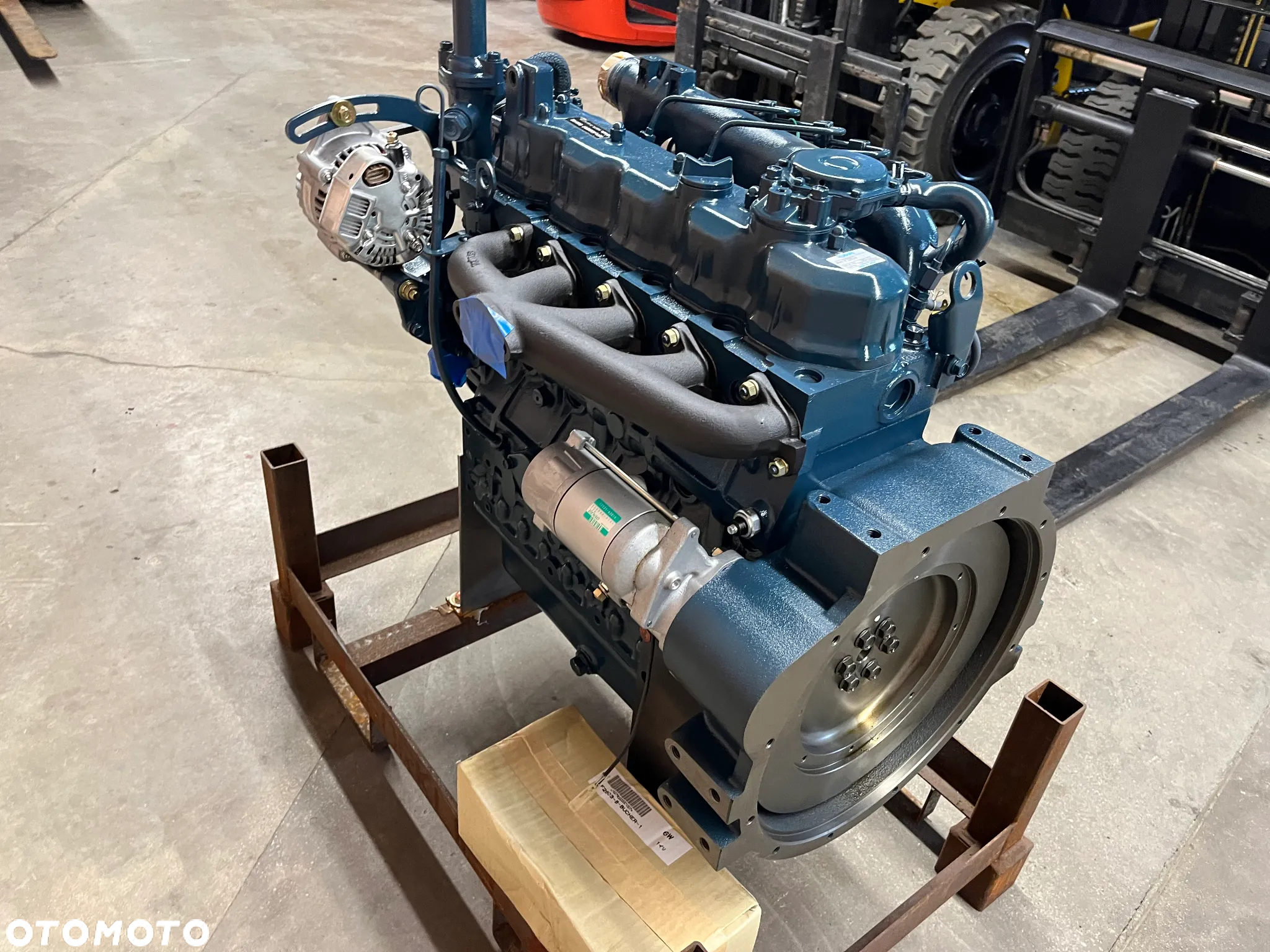 FV23% Silnik Kubota F2803 Nowy Kompletny - 6