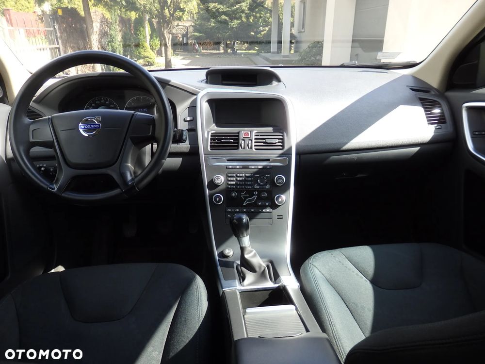 Volvo XC 60 2.4D DRIVe - 5
