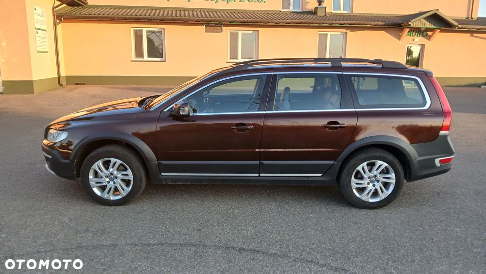 Volvo XC 70 D4 AWD Geartronic Momentum - 8
