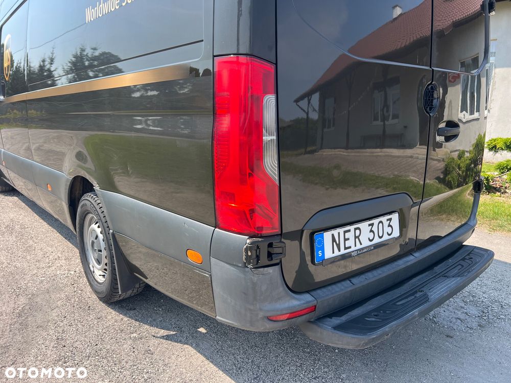 Mercedes-Benz SPRINTER 907 Maxi - 22