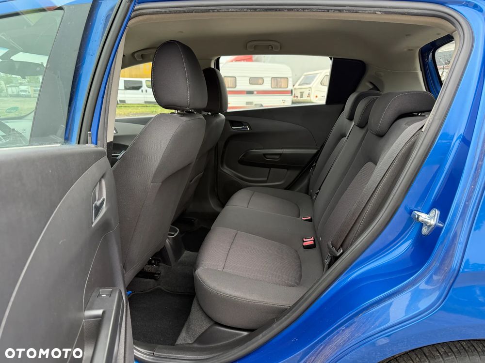 Chevrolet Aveo 1.6 LTZ - 5