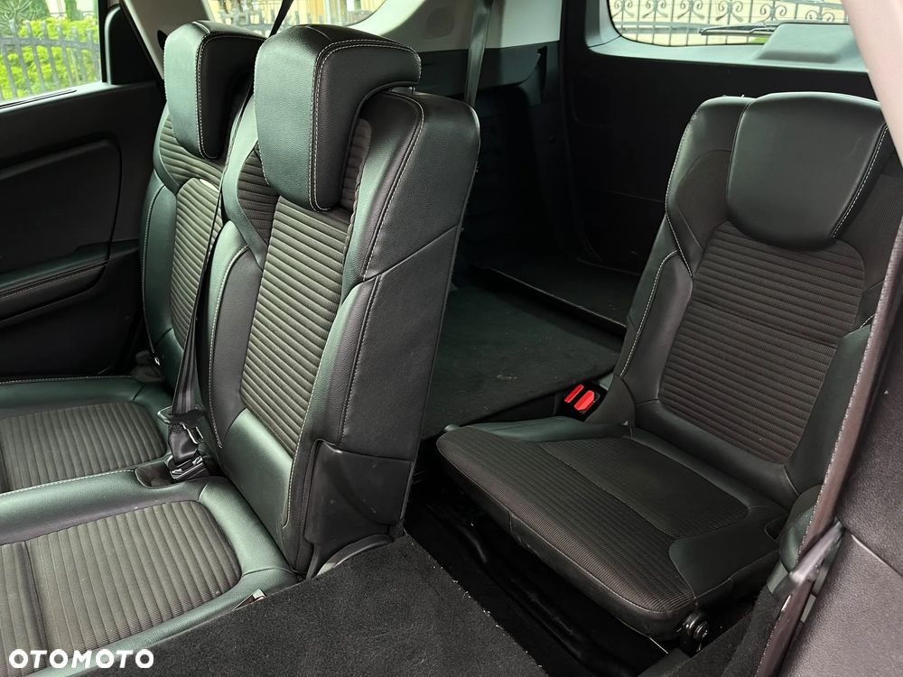 Renault Scenic - 13