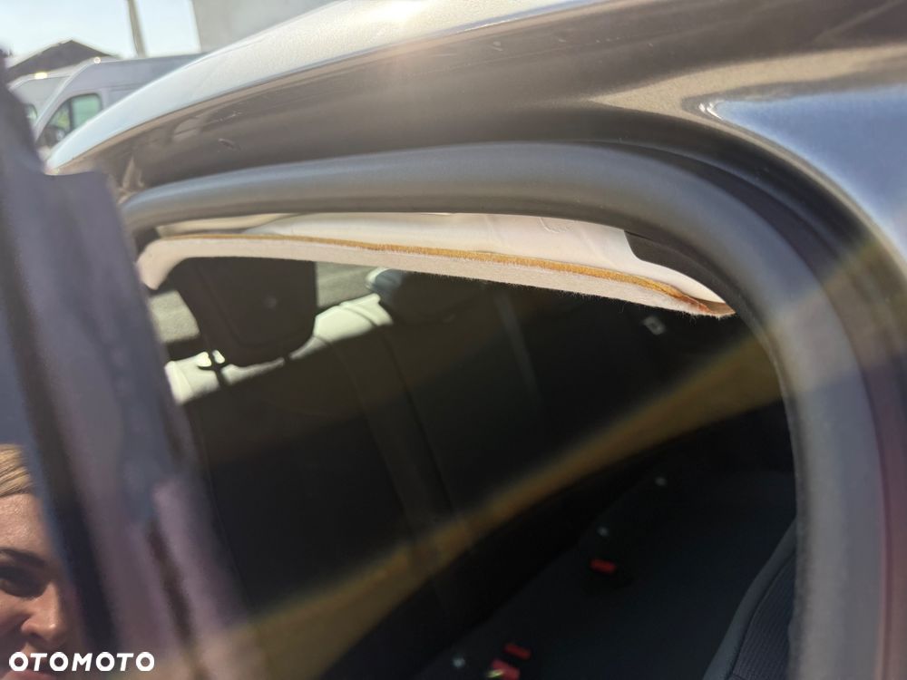 Opel Corsa - 22