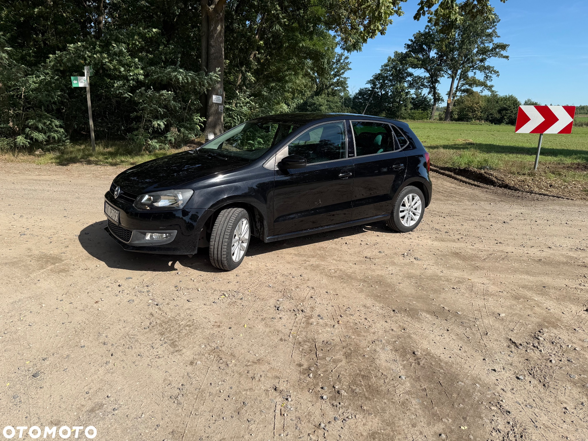 Volkswagen Polo - 2