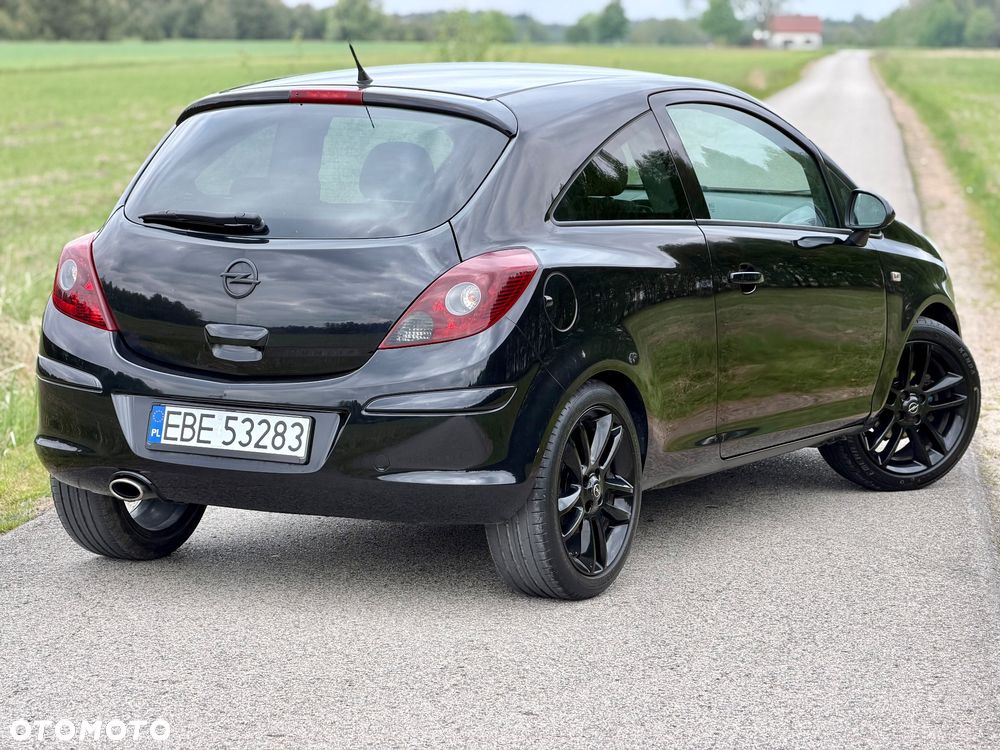 Opel Corsa 1.4 16V Color Edition - 11