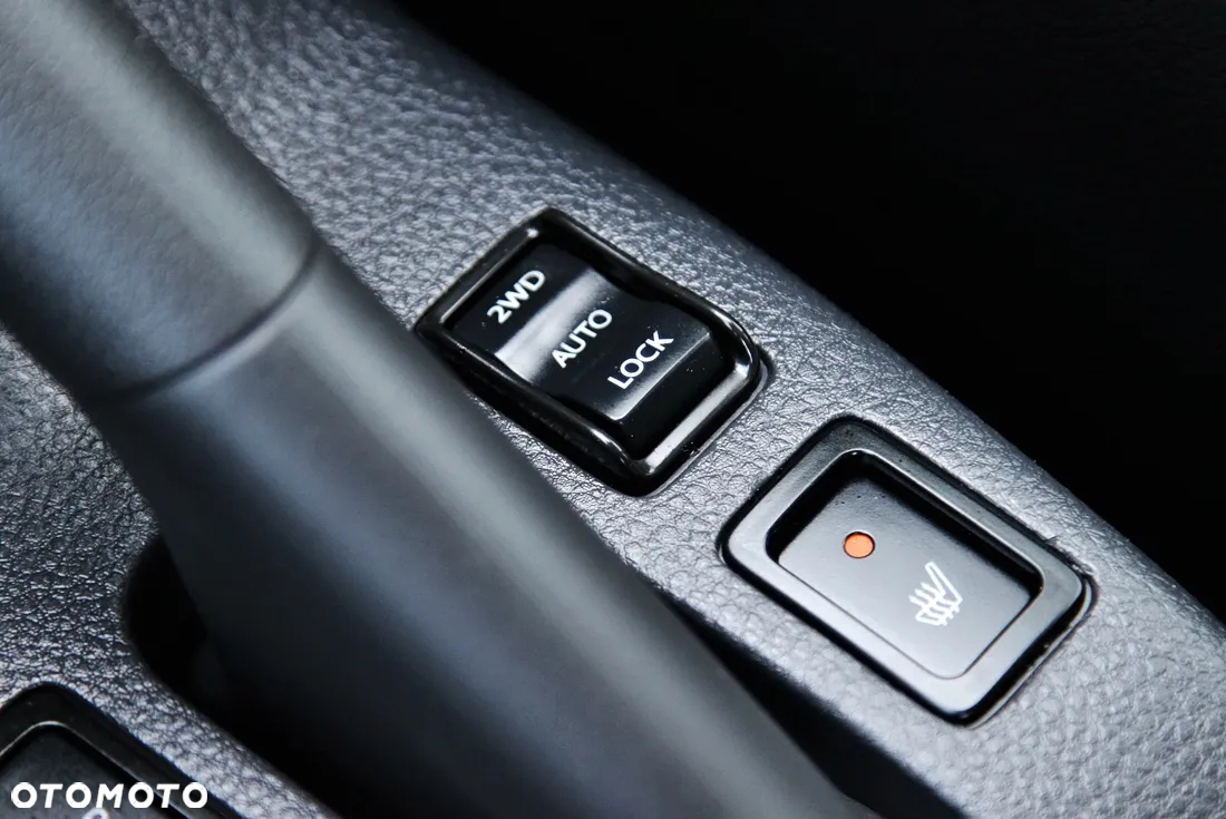 Suzuki SX4 1.6 Premium 4WD - 25
