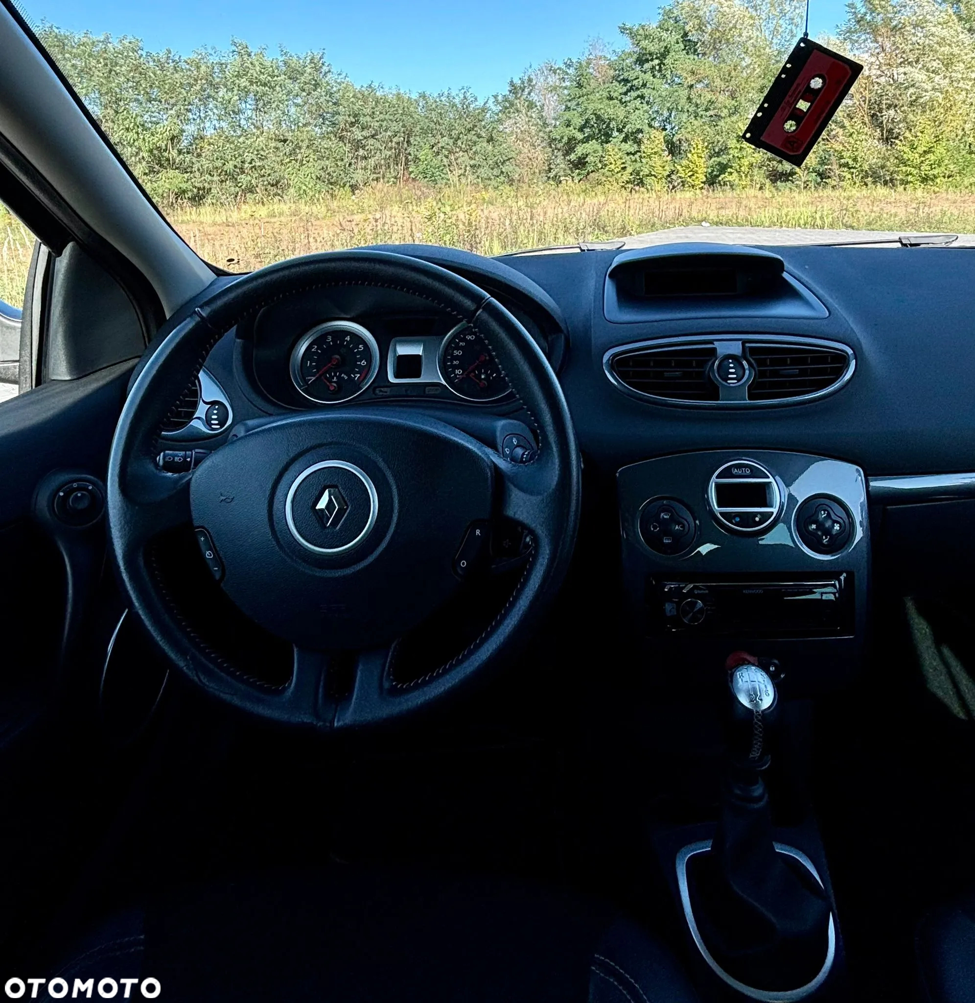 Renault Clio - 13