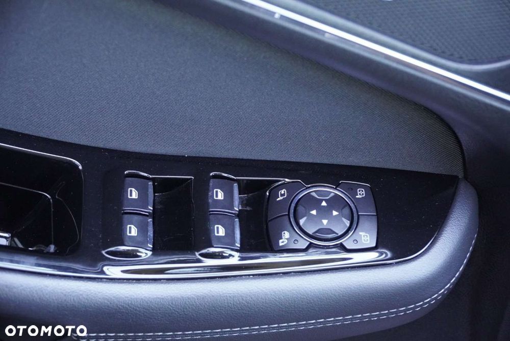 Ford S-Max 2.0 TDCi Titanium PowerShift - 23