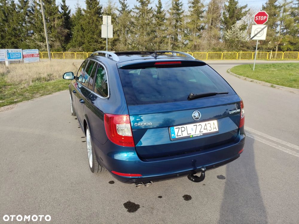 Skoda Superb 2.0 TDI Elegance - 33