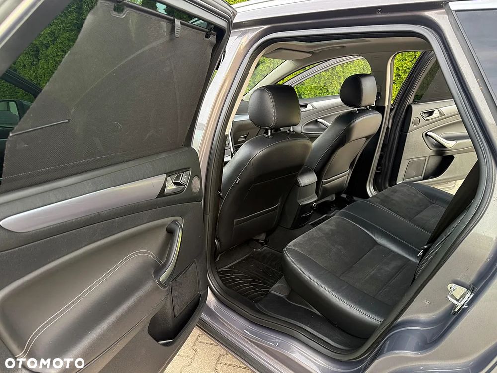 Ford Mondeo 1.6 TDCi Platinium X Plus (Titanium) - 19