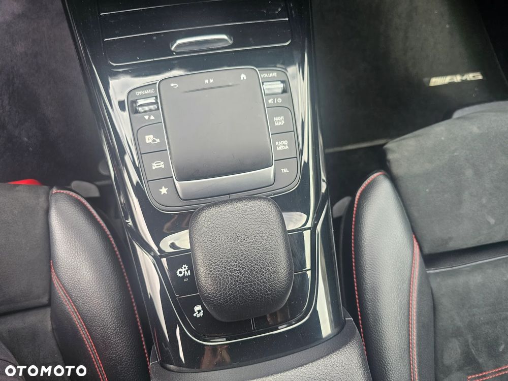 Mercedes-Benz Klasa A 35 AMG 4-Matic 7G-DCT - 16